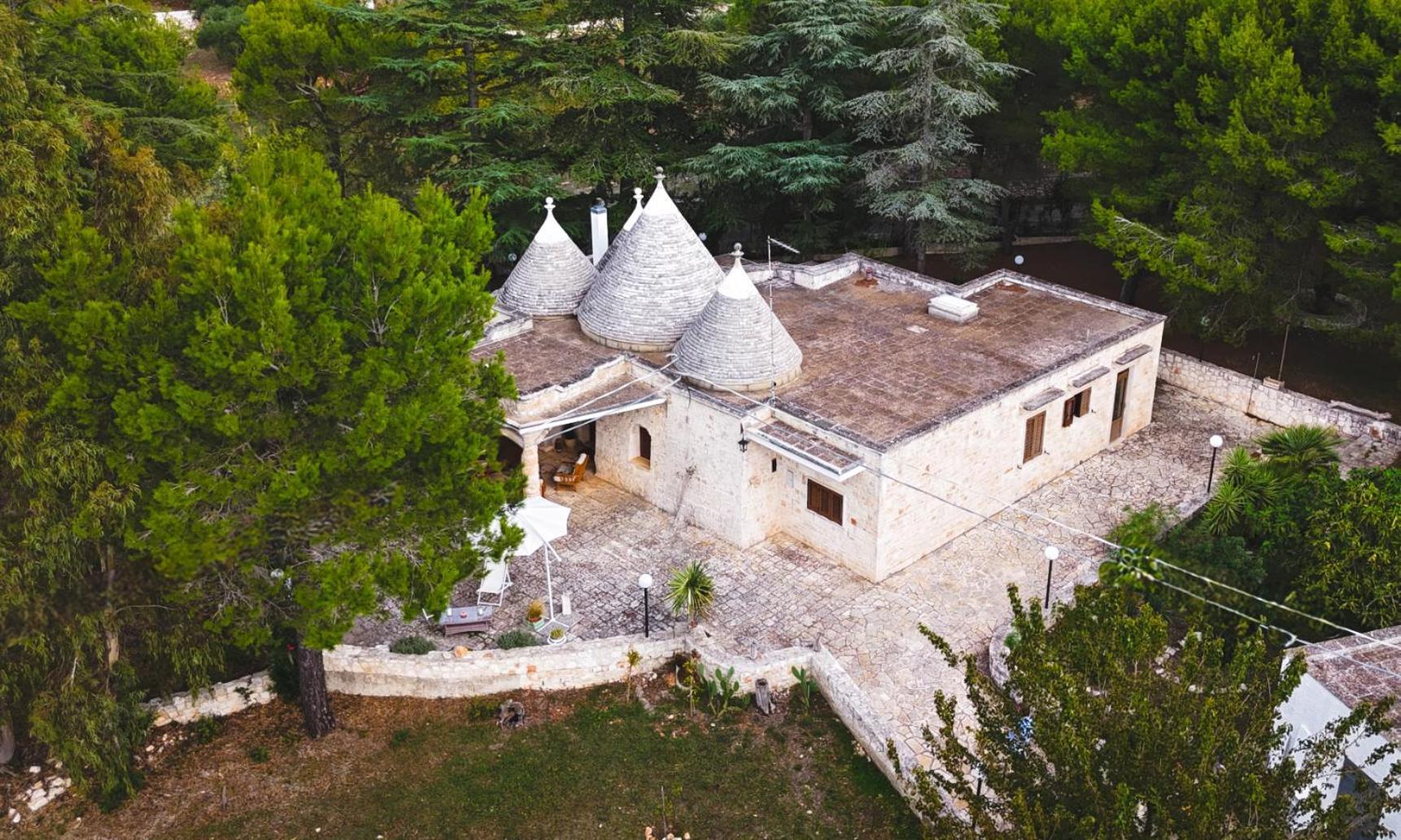 Trulli Pinnacoli Locorotondo Exterior foto